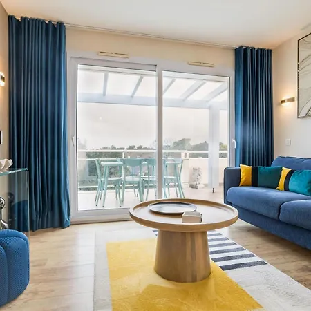 Appartement Avec Grande Terrasse à - Fr-1-306-1326 La Baule-Escoublac